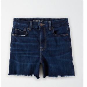 🦅 American Eagle High-waisted shorts